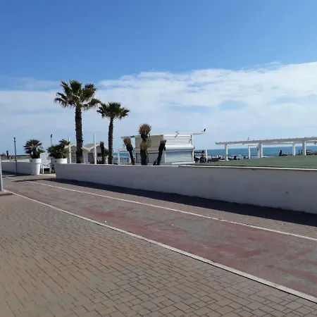 La Terrazza Sul Mare Di Roma, Wifi, Ac Appartamento *
