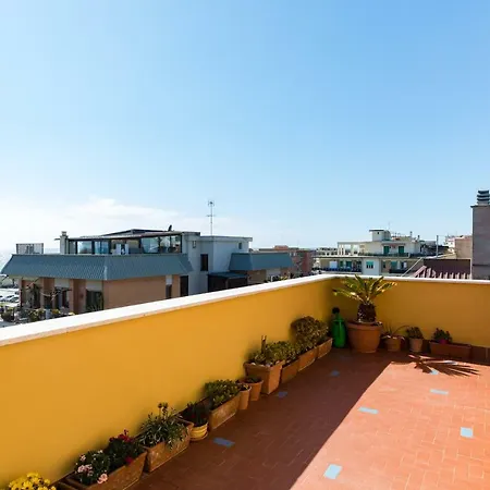 La Terrazza Sul Mare Di Roma, Wifi, Ac Apartment Lido di Ostia
